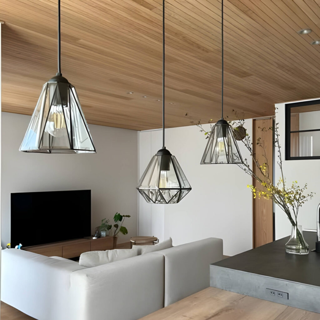 住友林業でつくったKさんのご一家の新居。木の気配が濃く、家にいながら自然の息遣いを感じられます。
