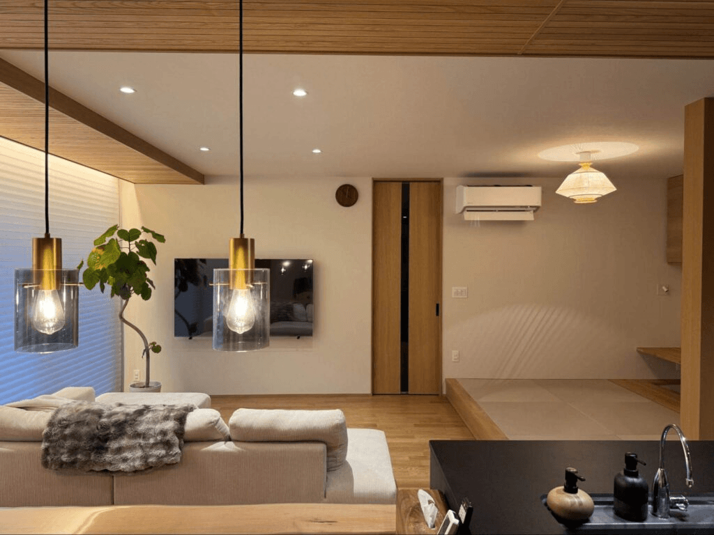 当初は2階建てを検討していましたが、ご主人の腰の状態や奥さまの家事動線を考え、平屋に切り替えたそうです。

